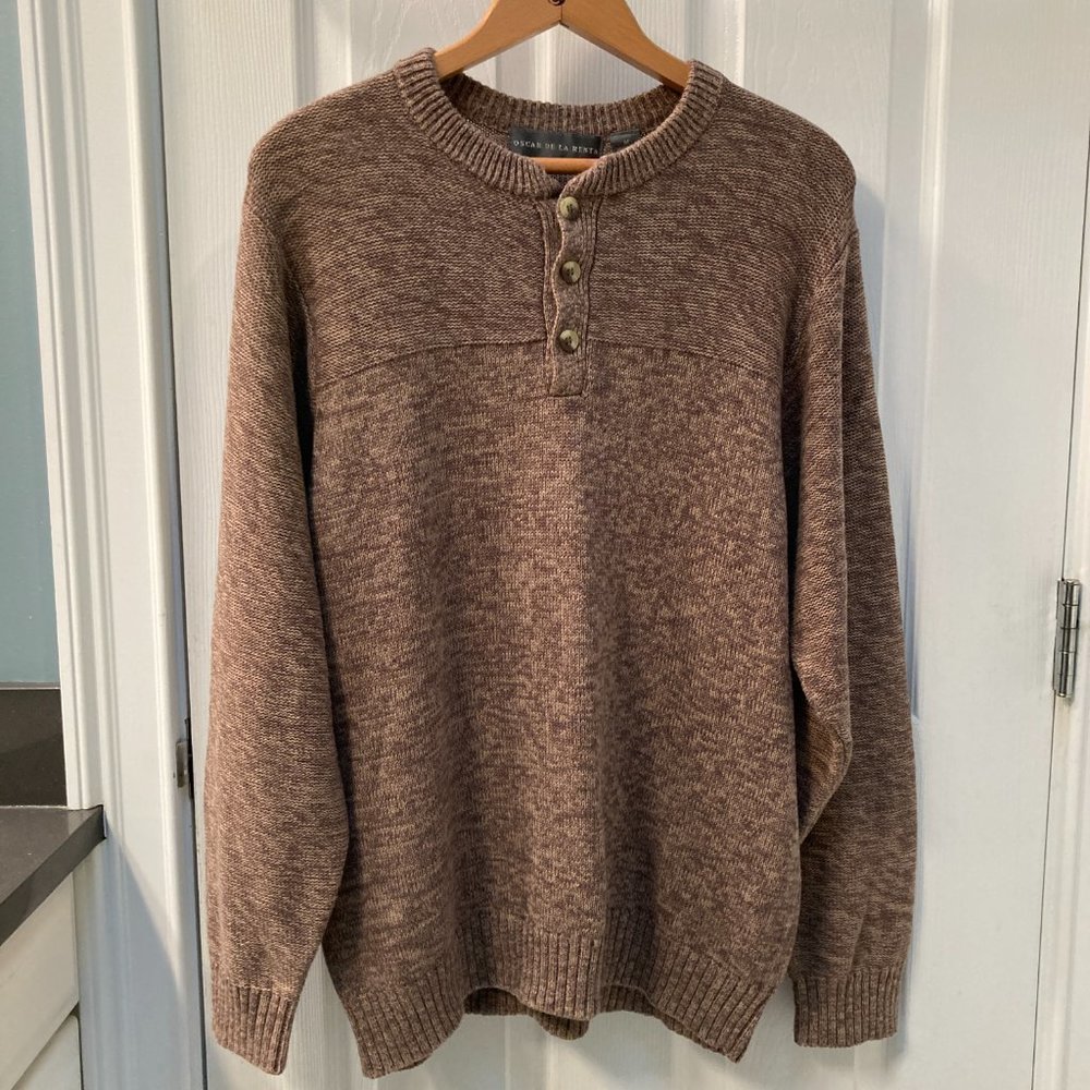 Oscar De La Renta Men's Cotton 3 button long sleeve crew neck sweater Medium